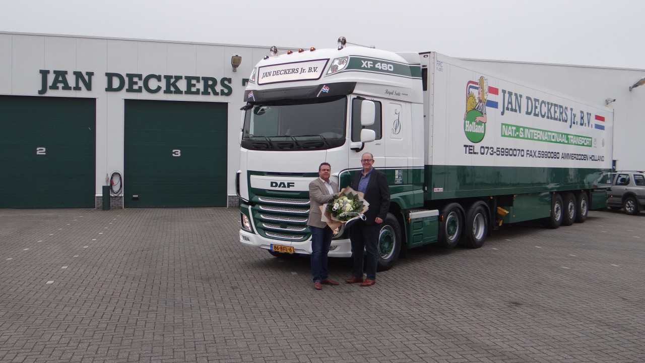 3 nieuwe DAF FTG 460 euro 6 trekkers in gebruik - Jan Deckers jr. B.V.