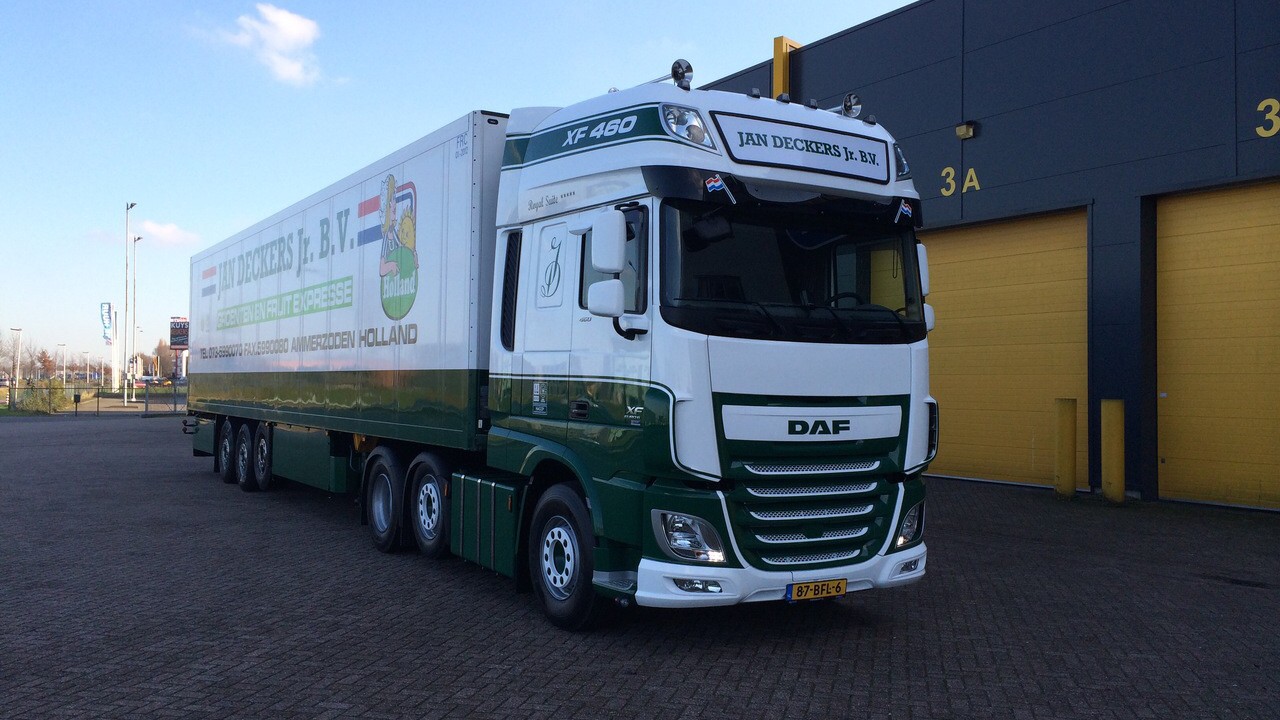 3 nieuwe DAF FTG 460 euro 6 trekkers in gebruik - Jan Deckers jr. B.V.